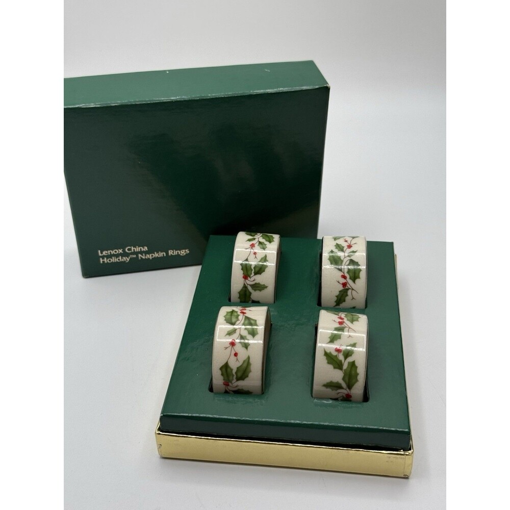 Lenox Holiday China Holly Berry Napkin Rings Set of 4 Gold Trim Christmas NIB